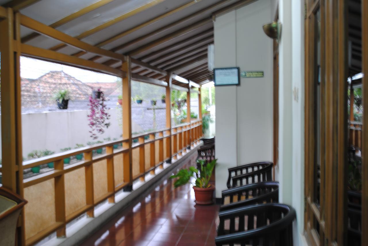 Hotel Wisata Baru Serang Zewnętrze zdjęcie
