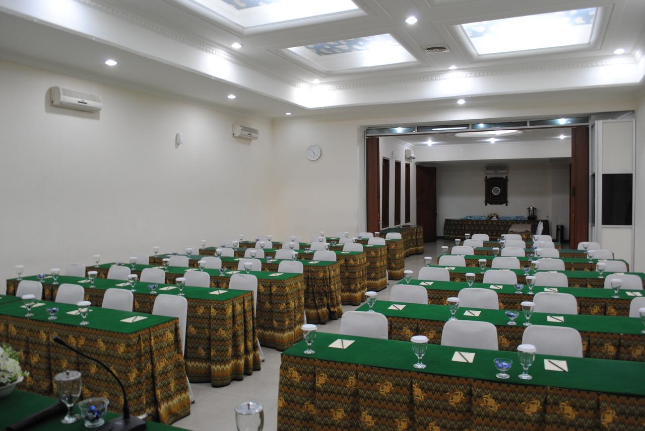 Hotel Wisata Baru Serang Zewnętrze zdjęcie