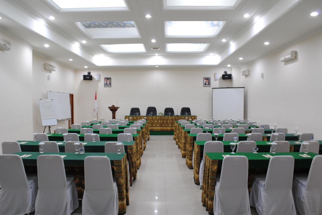 Hotel Wisata Baru Serang Zewnętrze zdjęcie