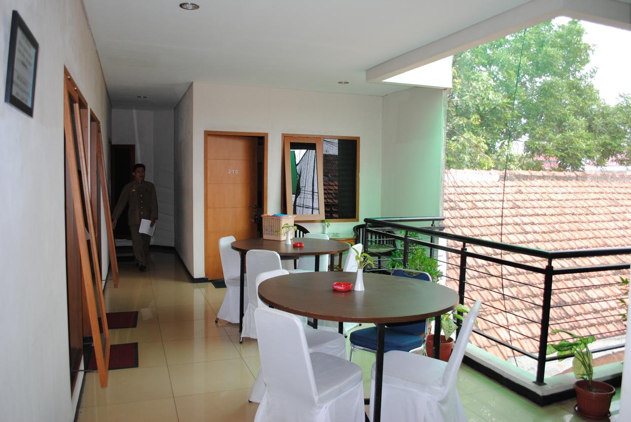 Hotel Wisata Baru Serang Zewnętrze zdjęcie