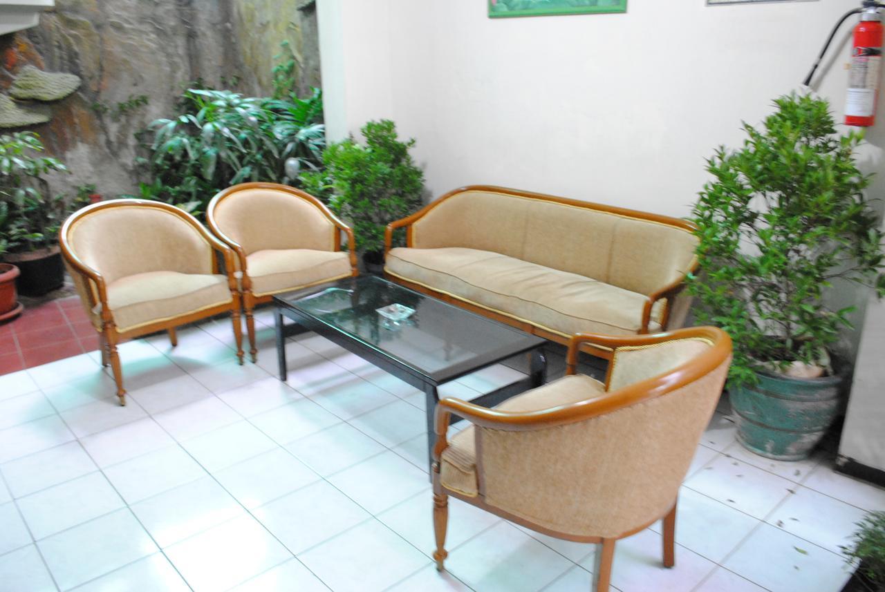 Hotel Wisata Baru Serang Zewnętrze zdjęcie